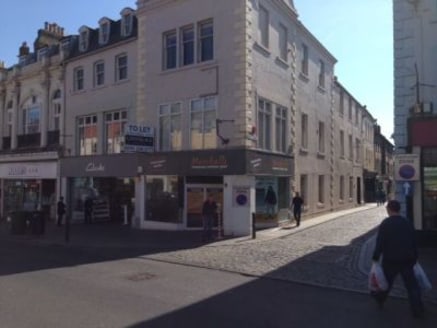 TO LET - GROUND FLOOR SHOP - BERWICK UPON TWEED

1499 sq ft (139.26 sq m)

Return Frontage

Prime Position

£25,000 per annum

Location

Berwick upon Tweed is an attractive market town and a popular tourist destination situated on the A1 some 60 mile...