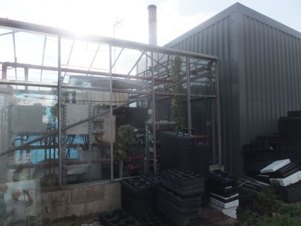 Business Opportunity to Rent a Working Ornamental Nursery

1.57 hectares (3.9 acres) 

Vehicular access to the B4215 2478m&sup2; (25600ft&sup2;) Heated Venlo glass with thermal screens 985m&sup2; (10600ft&sup2;) heated assisted glass with fan ventila...