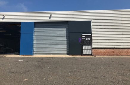 Flexible lease or licence terms available for a minimum commitment of 12 months.

The units form part of a terrace and are of steel portal frame construction with blockwork walls and profile sheet roofs incorporating skylights. Internally each unit b...