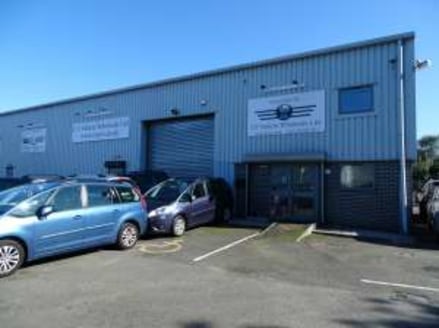 Gross Internal Area of 460.0 sq.m. / 4,950 sq.ft. Located on a prominent, well-established estate. Good transport links to the A52/M1 and A50....