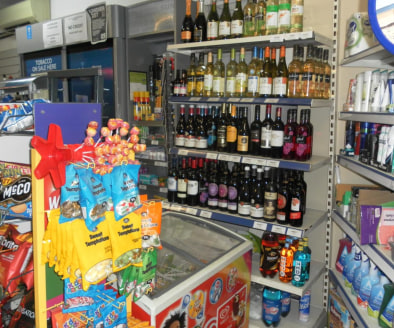 Leasehold Newsagents & Off-Licence Located In Warwick\nNews Bill &pound;2,000 PW\nRef 2374\n\nLocation\nThis respected Newsagents is located in the historic town of Warwick which is one of Warwickshire's popular tourist hotspots. It's sits within a p...
