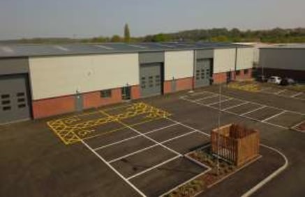 New-build industrial unit close to A38 Trunk Road. Gross Internal Area 657 sq.m / 7,074 sq.ft. Established industrial and trade-counter location north of Derby....