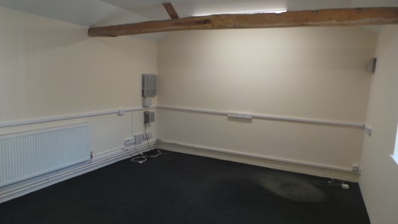 This office studio was created from a Victorian brick built stable block/milking parlour to a high standard, incorporating Cat II lighting and a gas fired central heating system. The unit has been recently refurbished and re-decorated with new carpet...