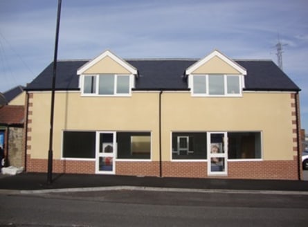 TWO NEWLY REFURBISHED OFFICE SUITES 

- Located in Westerhope, suburb of Newcastle 

- 24 hour access

- Disabled access 

-CCTV monitoring 

-On-site parking 

DESCRIPTION 

The available space consists of office units on the first floor of Blocks B...