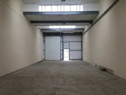 Kenrich Business Park provides 15 newly refurbished industrial/warehouse units.