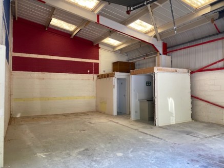 * Part of an estate of 15 units

* Steel portal frame construction with brick and plastic coated steel clad walls under a coated steel clad roof with roof lights.

* Convenient location to Burgess Hill & A23

* Great starter Unit.