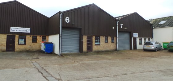 This mid-terrace unit of concrete portal frame construction provides workshop/warehouse accommodation of little over 2,400 sq ft. Additionally an area of light mezzanine office accommodation has been created providing just over 500 sq ft and there ar...