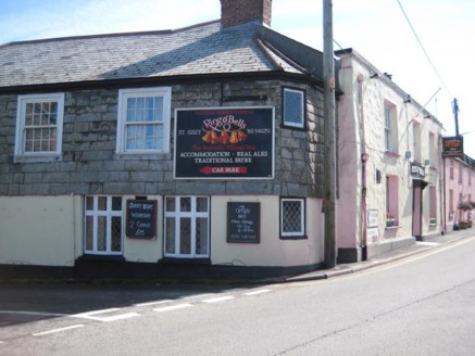 Leasehold 17th Century Inn/Restaurant & Letting Rooms For Sale\nLocated In The Stunning Award Winning Village Of St Issey near Padstow\nRef 2194\n\nLocation\nThis successful Pub & Restaurant is located in the stunning village of St Issey which is jus...