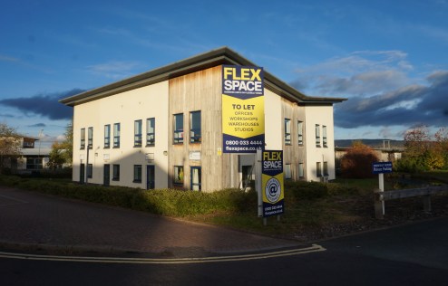 Fully serviced offices to let.\n\n■ “Easy-in, easy-out” terms, no legal costs, no complicated documentation\n\n■ Offices have Cat II lighting, heating and carpeting\n\n■ Furnished complete with telephone(s) and broadband\n\n■ Meeting rooms and busine...