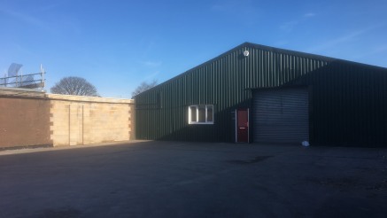 The site is home to a Co-Op, Johnstones Decorating Centre and a gym. Opposite Unit 3 is Unit 4 currently supplying retail mail order via Amazon etc.

The property is 5605 sq. ft. The space provides offices to the front , male and female toilets to th...