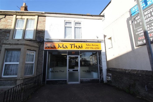 A ground floor takeaway with an additional one bedroom first floor flat. The property is situated on the High Street in Staple Hill benefitting from rear access, gas central heating and an enclosed rear courtyard. Offered for sale with vacant possess...