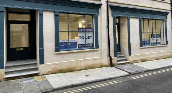Retail or Office 'E' Space To Let.

Total Ground Floor Sales Space: 63.23 SqM (681 SqFt)

The recently refurbished property comprises open plan accommodation on the ground floor with ancillary space located on the lower ground floor. W/C and Kitchen...