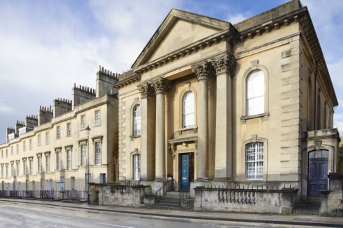 The building is a Grade II listed building comprising four storeys including lower ground floor, ground floor and two upper floors. The accommodation provides mostly open plan office accommodation with various amenities such as kitchen, meeting rooms...