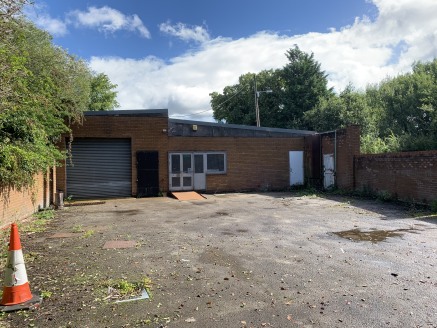 The premises comprises a warehouse with separately accessed, but adjoining offices . 

The warehouse side of the unit benefits from a working height of 3.7m and has a 3.4m high x 3.1m wide roller shutter door for vehicular access. 

The offices secti...