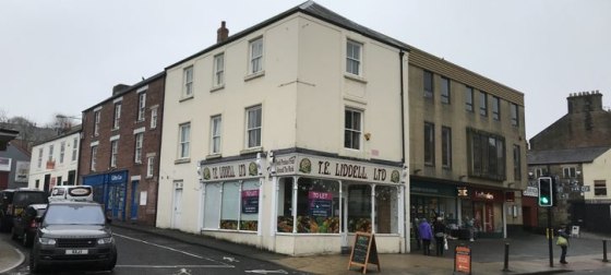 GROUND FLOOR RETAIL UNIT - TO LET

LOCATION

Hexham is a popular and affluent Northumberland market town, situated approximately 21 miles west of Newcastle and 35 miles east of Carlisle.

The principal focus of retail activity is the pedestrianised F...