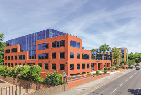 High quality, bright, refurbished and flexible Grade A offices

Grosvenor House benefits from the following specification:

- VRV air conditioning

- Suspended ceilings

- Recessed LG3 lighting

- Male & female WC's on all floors

- 145 on site car p...