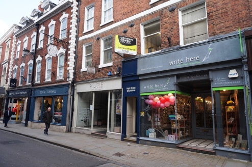 Prominently Situated Town Centre Office\nClose to Public and On Street Car Parking\nLocated within Characterful Period Building\nSuite 5 - 33.64 sq m (362 sq ft)\nSuites 9 & 10 - 43....