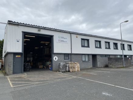 Modern industrial warehouse/workshop units to let on Cibyn Industrial Estate, Caernarfon, an established commercial location.

Unit 4 - 4,400 sq ft