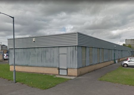 INDUSTRIAL /WORKSHOP UNIT - PETERLEE

Ideal starter unit.

Excellent communication links via A19.

Popular industrial location.

The property comprises a mid-terraced workshop unit of steel portal frame construction with a combination of brick and bl...