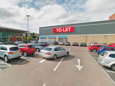 <p>A local convenience parade of 8 retail units with offices above sited next to a large Tesco.</p><ul>

<li>A local convenience parade of 8 retail units with offices above sited next to a large Tesco</li>

<li>Adjacent to Dominos and opposite ALDI</...