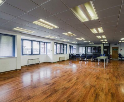 REFURBISHED, modern, first floor office suite with CAR PARKING - First Floor (NIA) 5,757 ft2 (543.20 m2)...