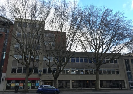 Prominent City Centre Offices.

Approximately 153.94 - 344.95 SqM (1,657 - 3,713 SqFt)

Canningford House is a five storey city centre office building. The Ground Floor reception is accessible via an intercom system. The accommodation comprises of op...