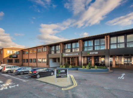 St James Business Centre is a 2 storey office building with a range of office sizes to cater for businesses of any size or type.<br><br>The building has many strengths, but one of its key attributes is the ability to offer both conventional and fully...