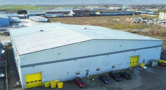 The 25,565 sq ft industrial unit is currently used as a distribution warehouse comprising steel portal frame construction with exterior profile metal sheet clad walls.

*Two drive-in loading doors 

*Racking 

*10% roof lights

*Internal fluorescent...