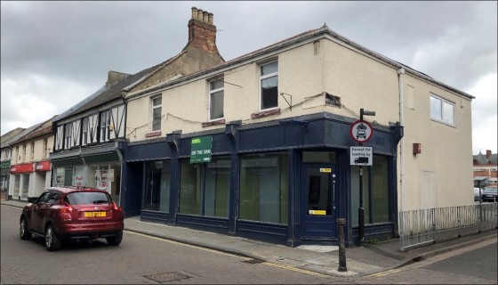 FOR SALE - LOCK UP RETAIL UNIT - DARLINGTON

PRICE REDUCTION

LOCATION

Darlington is a market town located approximately 35 miles south of Newcastle upon Tyne and 62 miles north of Leeds, just off the A1(M) motorway linking London and the south with...