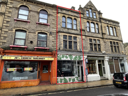 The premise briefly comprises a retail unit with self contained three bedroomed residential accommodation on the upper floor levels located prominently on Market Street in the heart of Hebden Bridge town centre.

The ground floor retail unit has been...