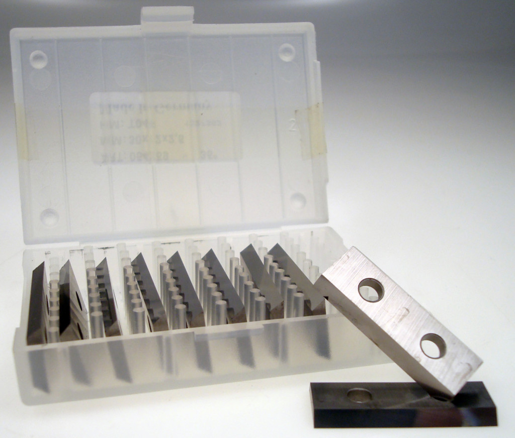 054259 30X12X2.5 Knife Carbide Insert Hermance