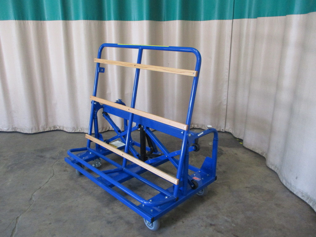 Shopcarts Panel Handler Hermance