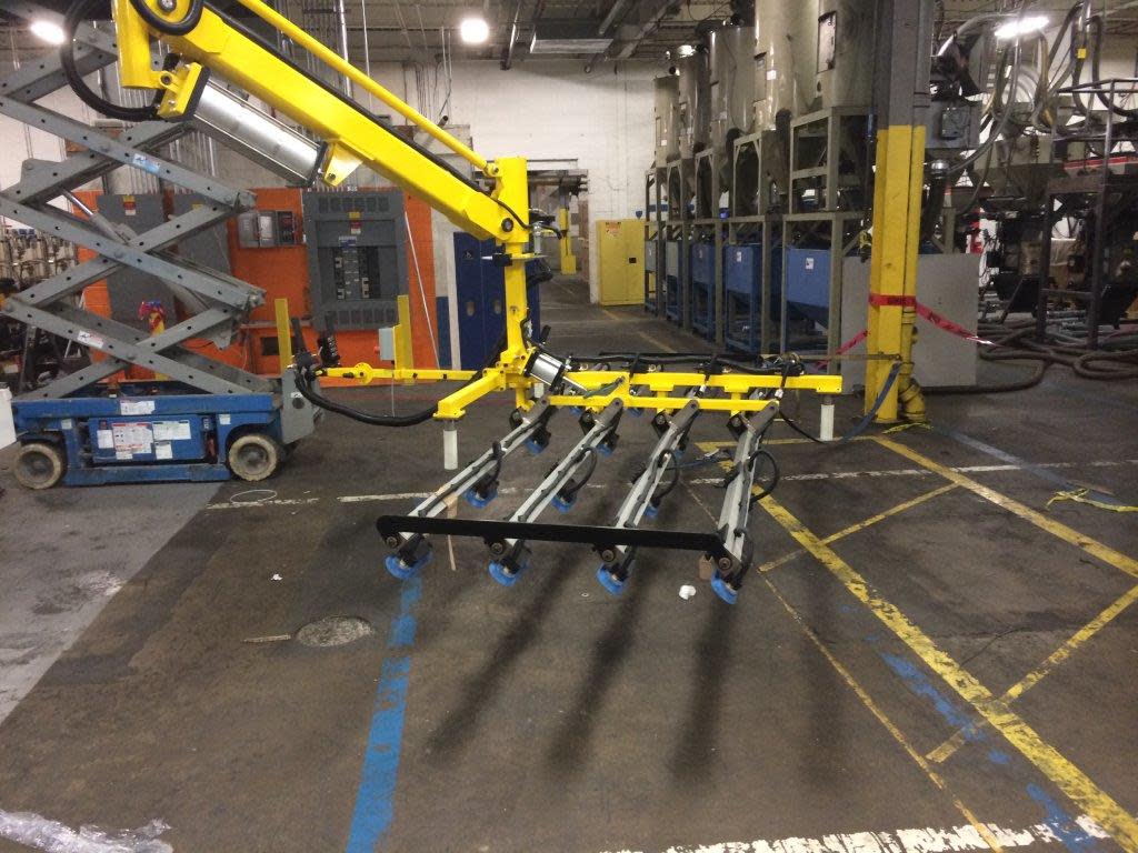 Used Overhead Material Handling Lift System