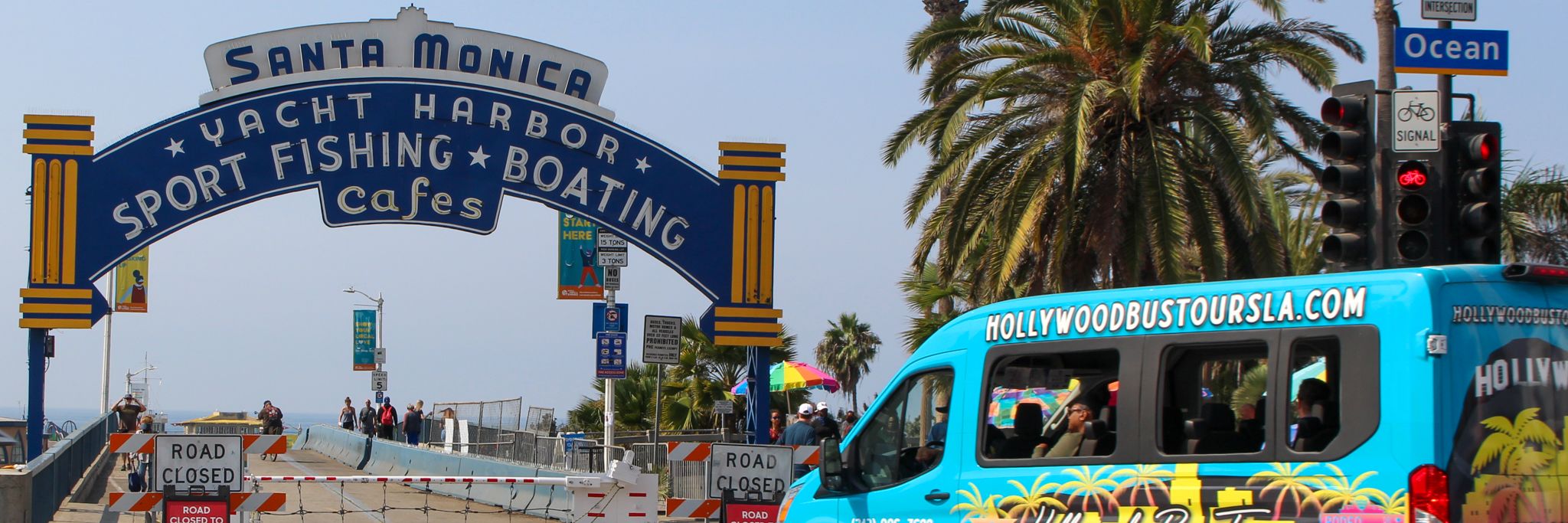 Hollywood Bus Tours banner
