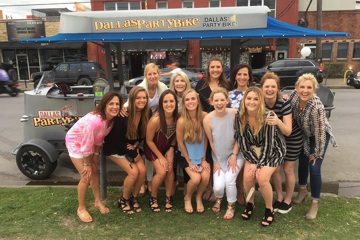 Deep Ellum Dallas Pub Crawl