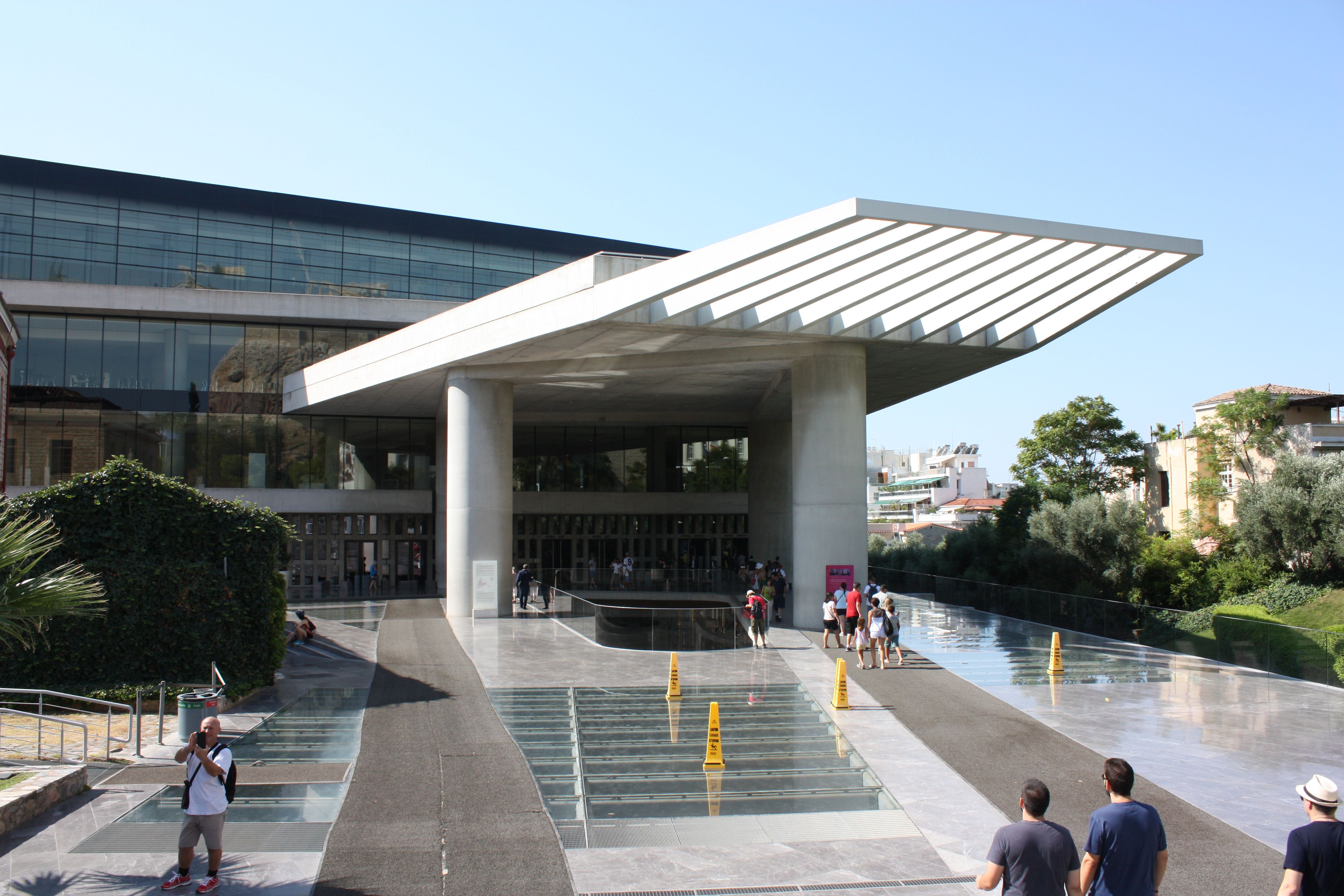 Athens: Acropolis Museum Entry Ticket with Phone Audio Tour