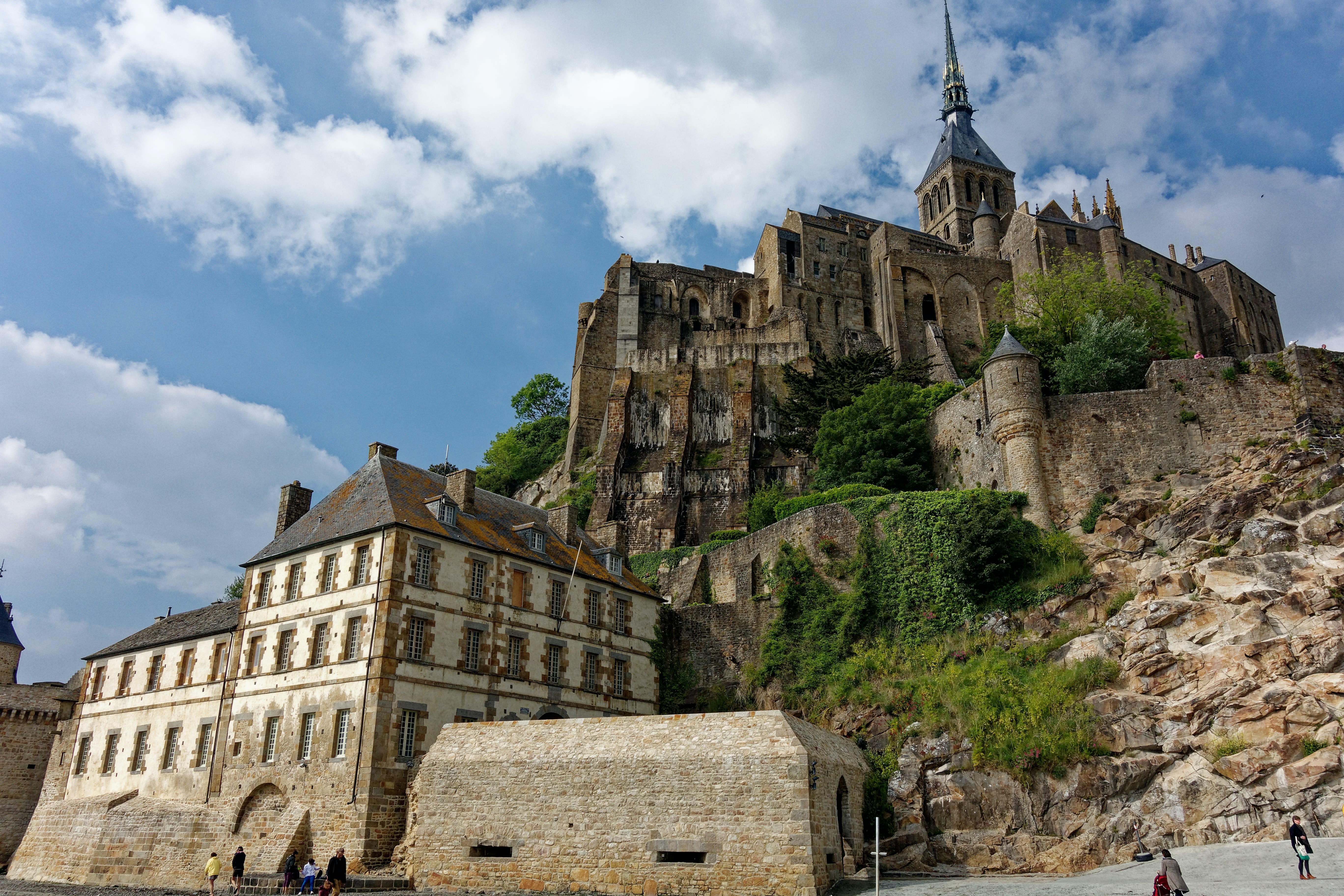 Cruise Excursion from Cherbourg to Mont Saint-Michel private