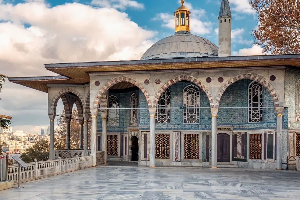 Topkapi Palace & Harem Skip The Line Ticket with Audio Guide