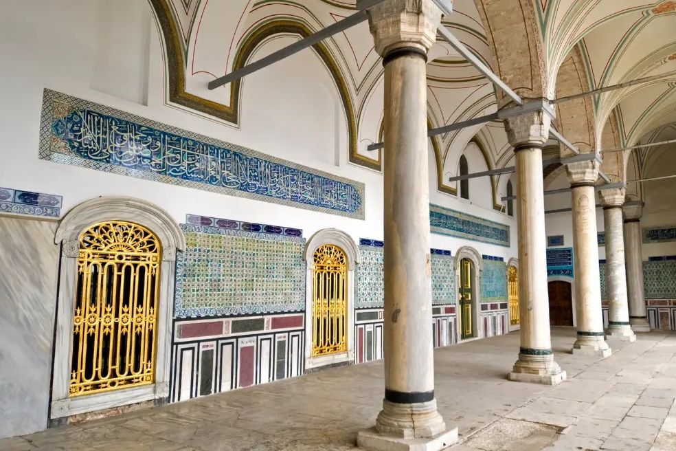 Topkapi Palace & Harem Skip The Line Ticket with Audio Guide