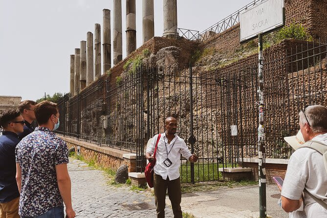 Small Group Colosseum Arena Tour + Palatine Hill & Roman Forum