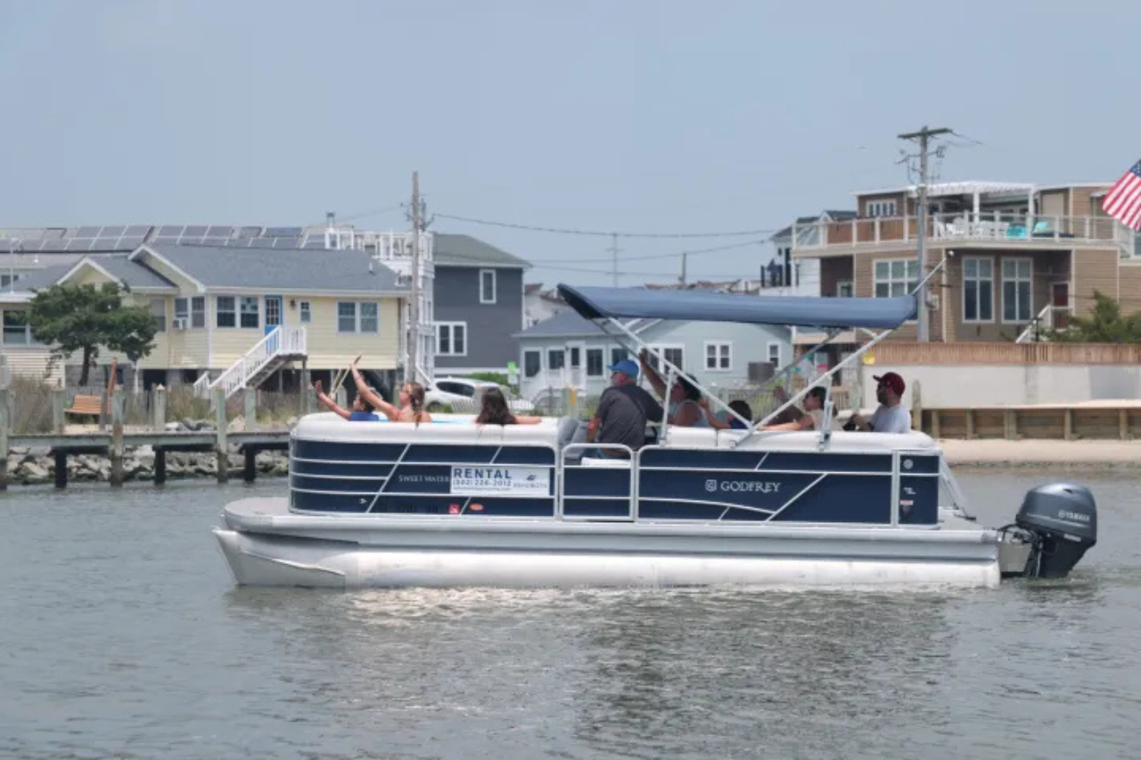 Luxury Godfrey Pontoon Boat Rentals - Chincoteague Island