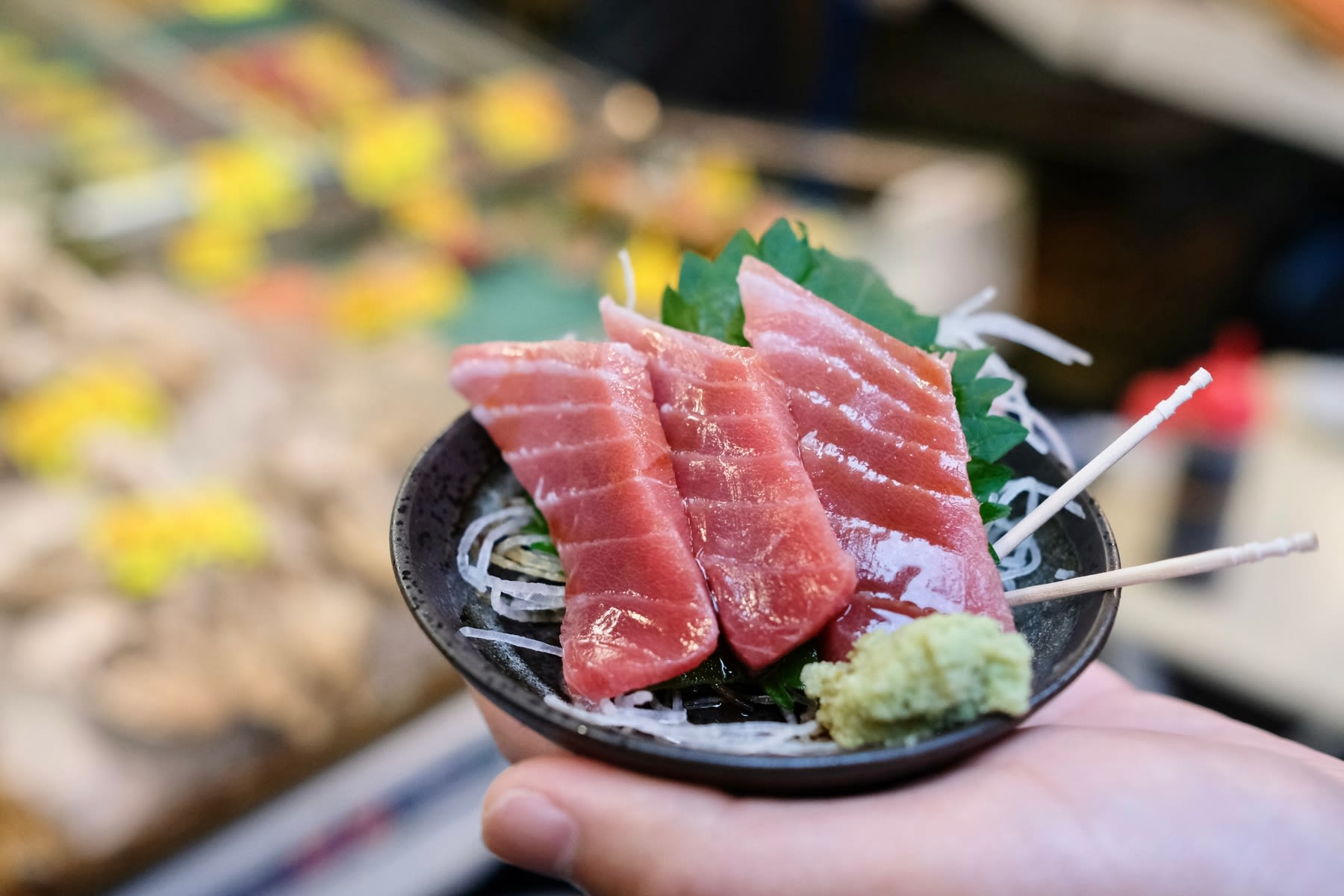 Tokyo Tsukiji Fish Market Small Group Tasting Tour