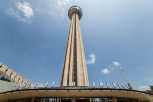 San Antonio River Walk Cruise, Hop-On Hop-Off Tour and Tower of the Americas Package 4