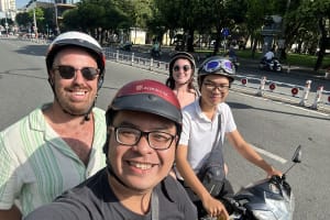 Local Night Food Tour By Scooters – Saigon 3