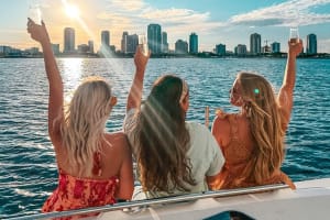 Miami: Private Sunset Boat Tour 4