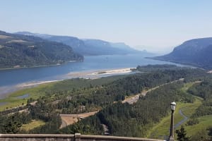 Learn to Stand Up Paddleboard near Portland​,​ ORwith Trisha 3