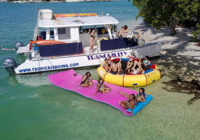 tropical sailing image 3