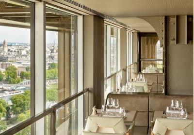 Dinner Cruise and Eiffel Tower 2nd Floor with Reserved Access 2