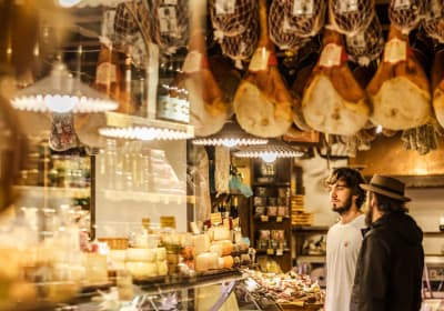 Bologna Private & Personalized Introductory Walking Tour 2