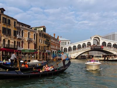 VIP Venice Boat Tour on Grand Canal with Local Guide - image 2